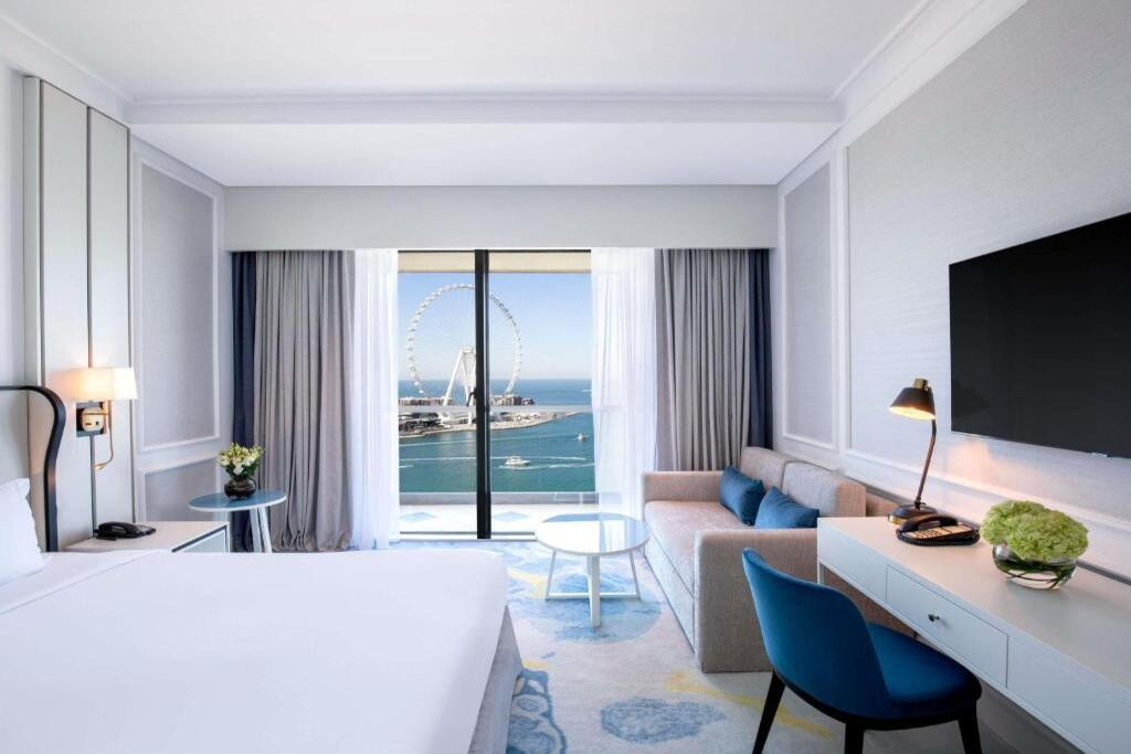 Stays in Dubai | Booking End of Year Deals Stays in Dubai | Booking End of Year Deals